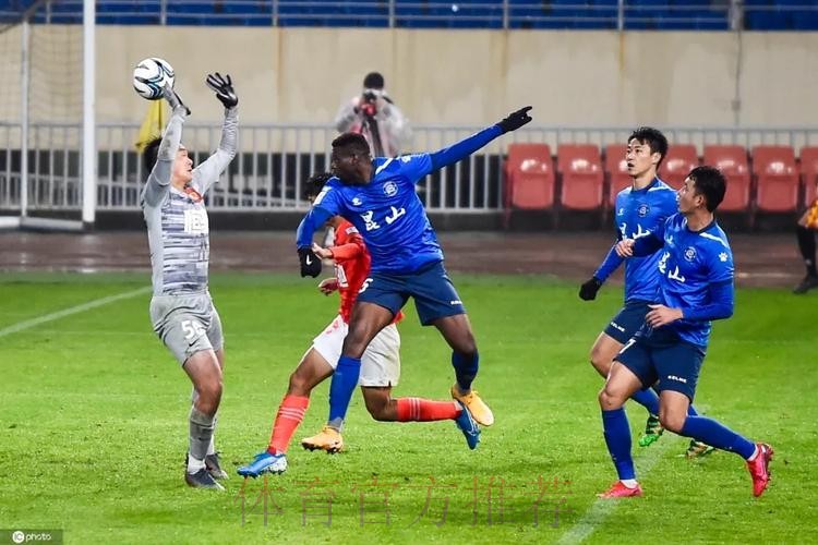 燕京啤酒2020中国足协杯1/8决赛打响 长春亚泰、昆山FC携手晋级八强 燕京啤酒2020中国足协杯1/8决赛打响 长春亚泰、昆山FC携手晋级八强